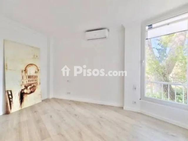 Piso en alquiler en Carrer de la Reina Isabel la Catòlica