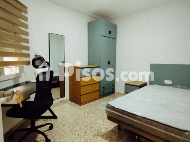 Piso en alquiler en Carrer Juan Espuche