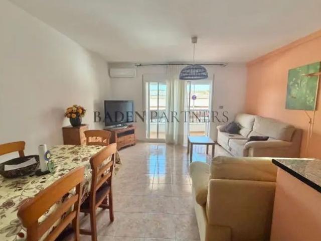 Piso en alquiler en Carrer Santaella