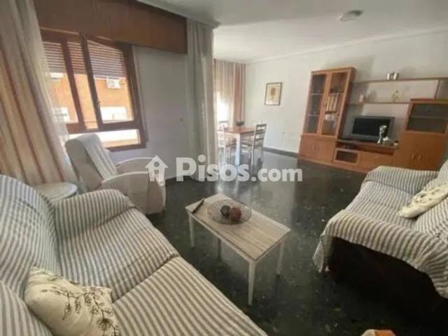 Piso en alquiler en Carretas