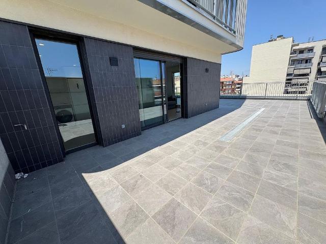 Piso en alquiler en carretera De Barcelona, Viladecans, de 55 m² 2 habitaciones por 2.400