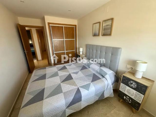 Piso en alquiler en Carvajal
