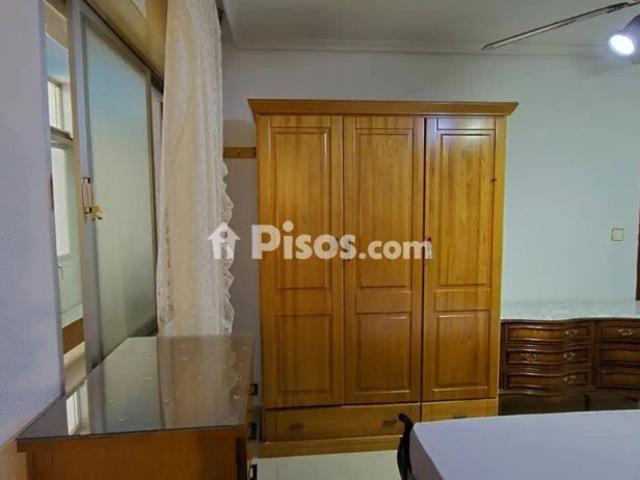Piso en alquiler en Cañamares Libertad
