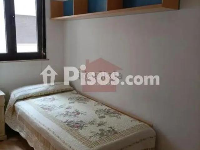 Piso en alquiler en Cementerio