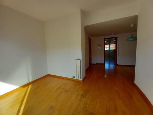 Piso en alquiler en Centre