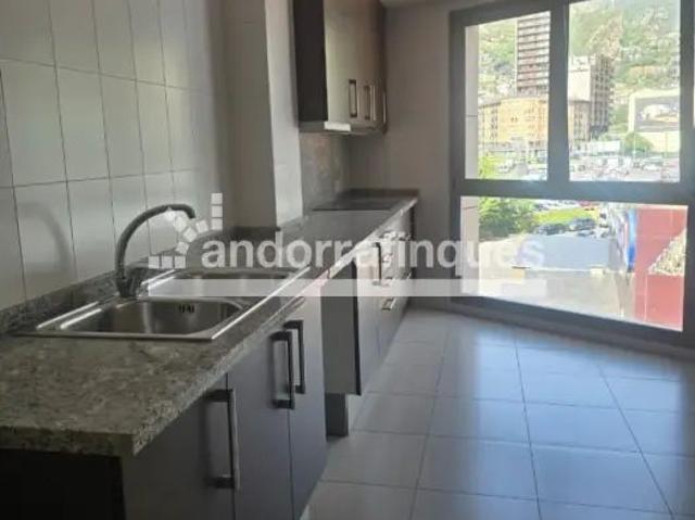 Piso en alquiler en Centre
