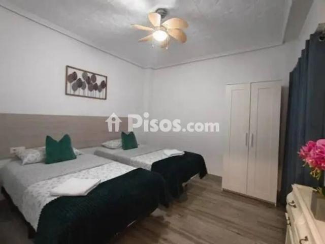 Piso en alquiler en Centre