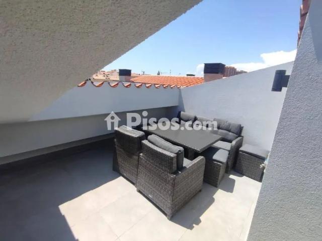 Piso en alquiler en Centre El Pedró