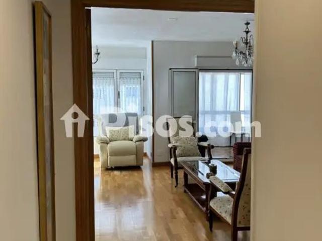 Piso en alquiler en Centro