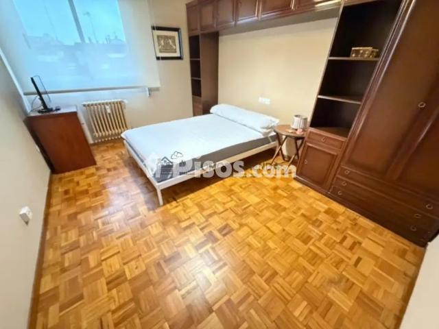 Piso en alquiler en Centro