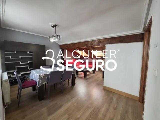 Piso en alquiler en Centro