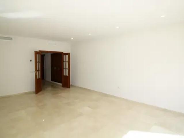 Piso en alquiler en Centro
