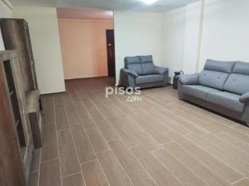 Piso en alquiler en Centro