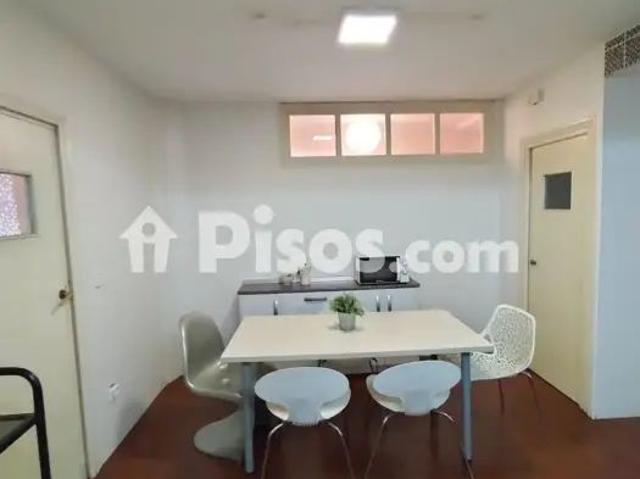 Piso en alquiler en Centro
