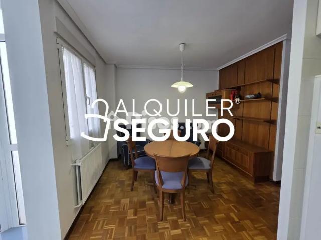 Piso en alquiler en Centro