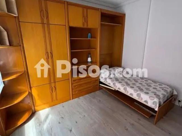 Piso en alquiler en Centro