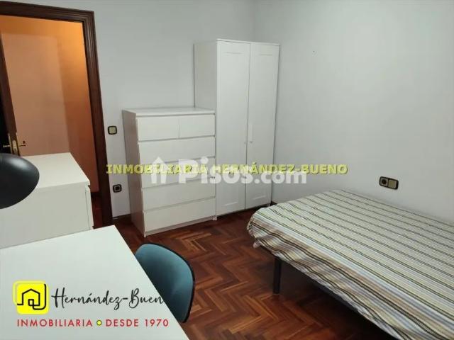Piso en alquiler en Centro