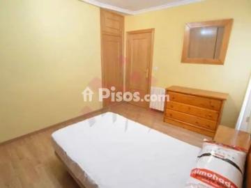 Piso en alquiler en Centro