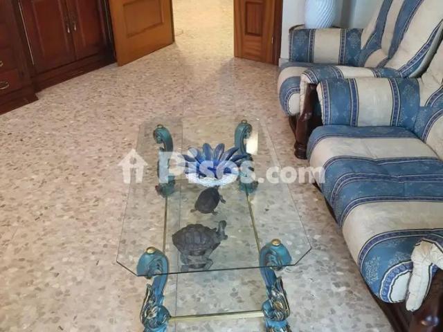 Piso en alquiler en Centro