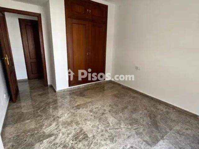 Piso en alquiler en Centro