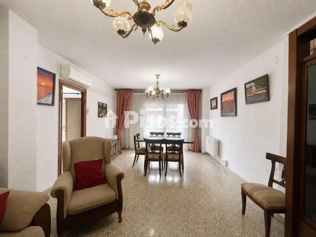 Piso en alquiler en Centro