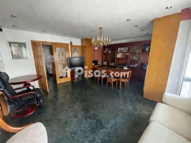 Piso en alquiler en Centro