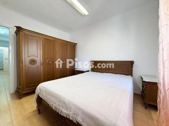 Piso en alquiler en Centro