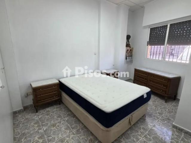 Piso en alquiler en Centro
