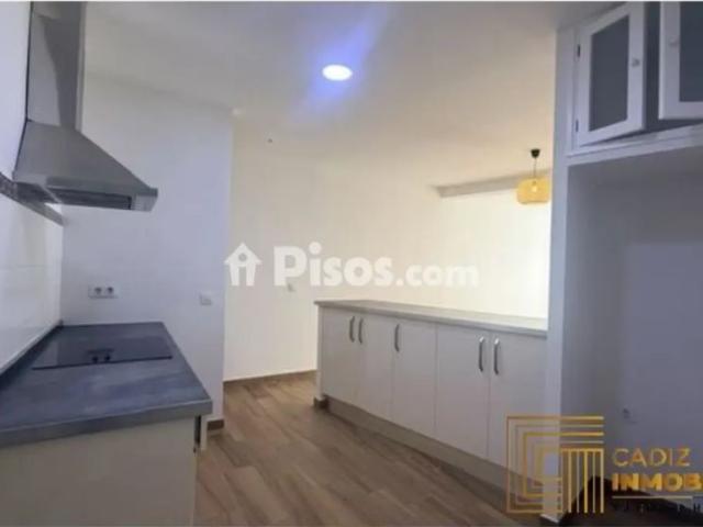 Piso en alquiler en Centro