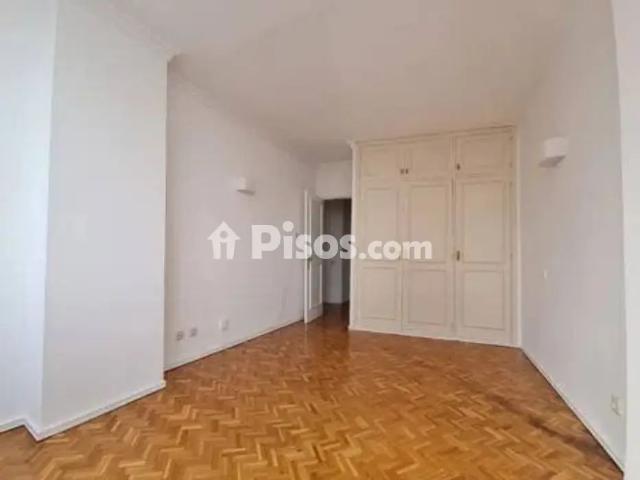 Piso en alquiler en Centro