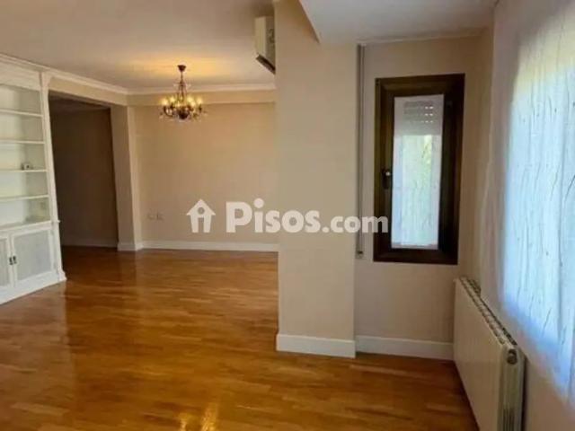 Piso en alquiler en Centro