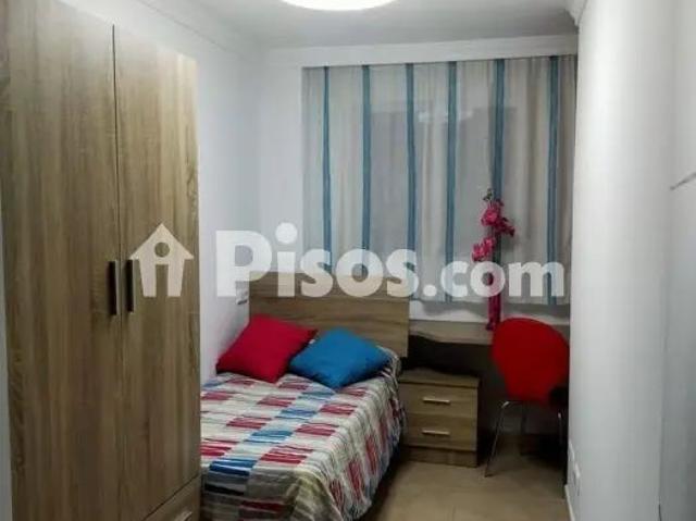 Piso en alquiler en Centro