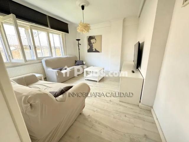 Piso en alquiler en Centro