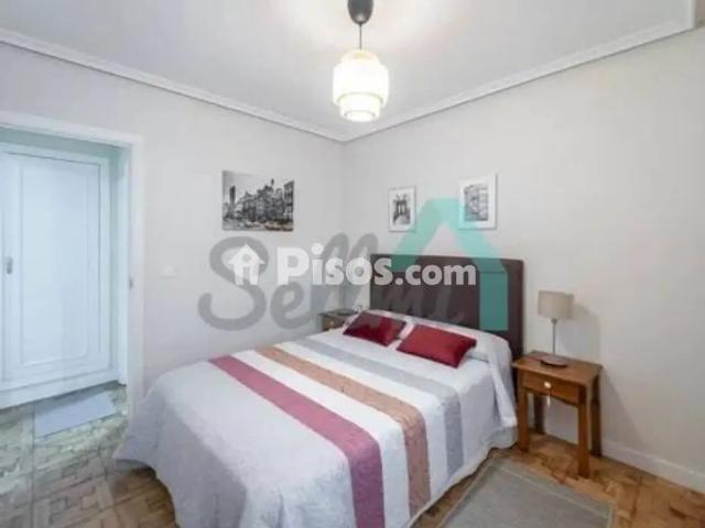 Piso en alquiler en Centro