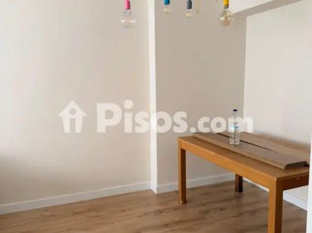 Piso en alquiler en Centro