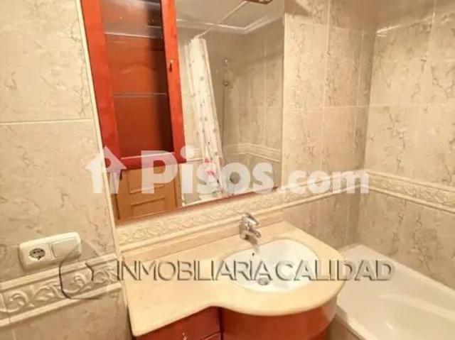 Piso en alquiler en Centro