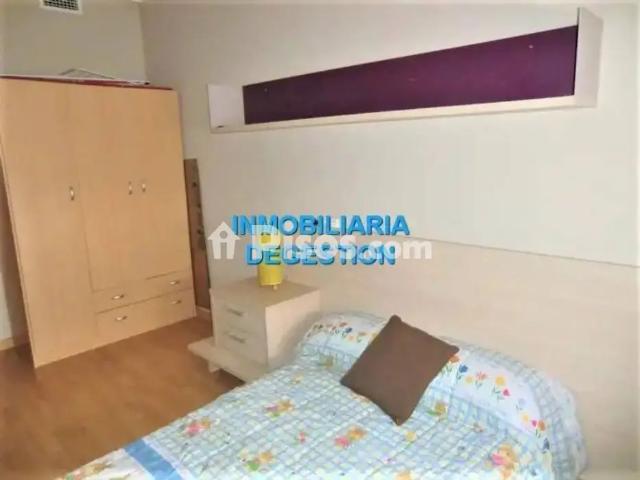 Piso en alquiler en Centro