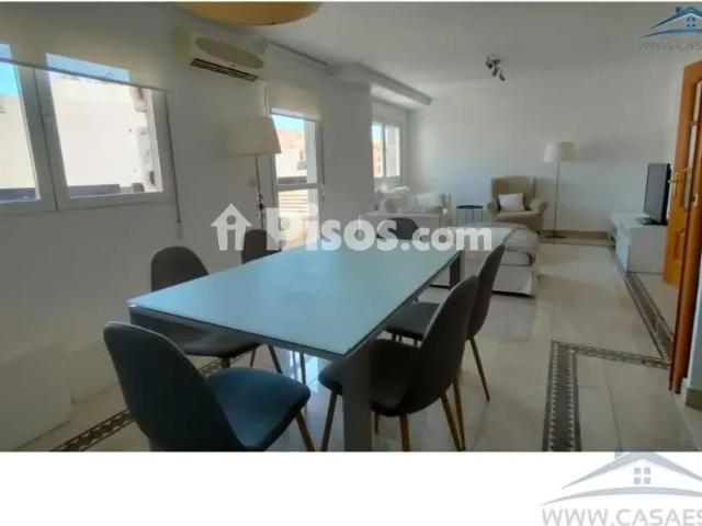 Piso en alquiler en Centro