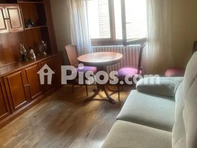 Piso en alquiler en Centro