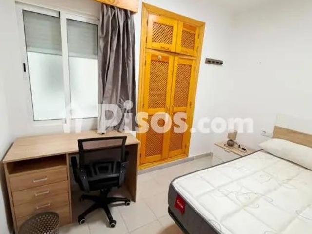 Piso en alquiler en Centro