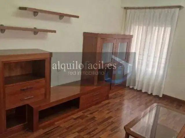 Piso en alquiler en Centro
