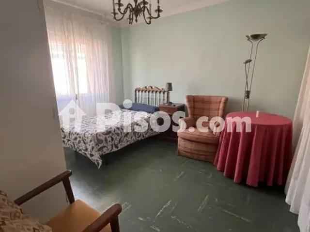 Piso en alquiler en Centro