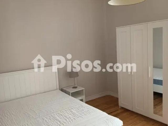 Piso en alquiler en Centro