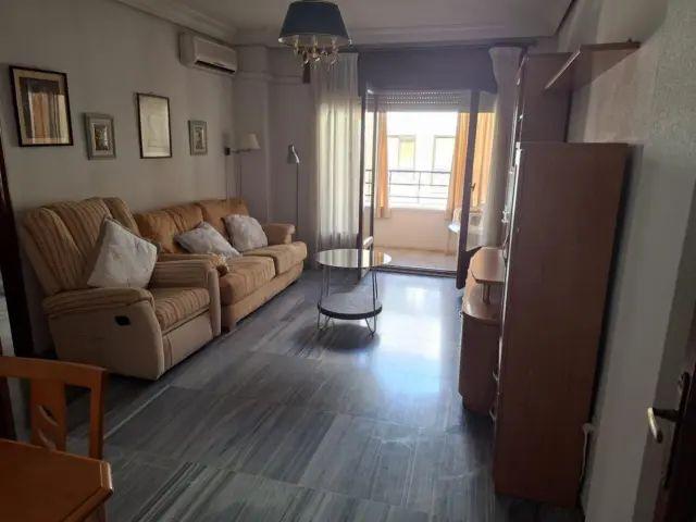 Piso en alquiler en Centro