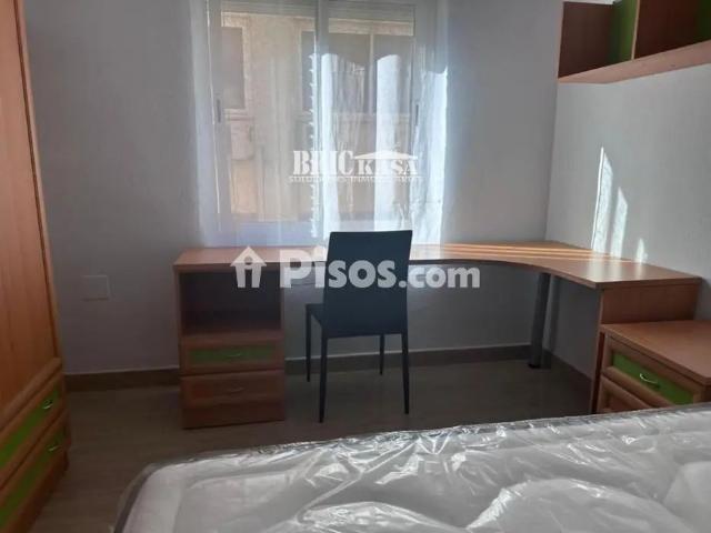 Piso en alquiler en Centro