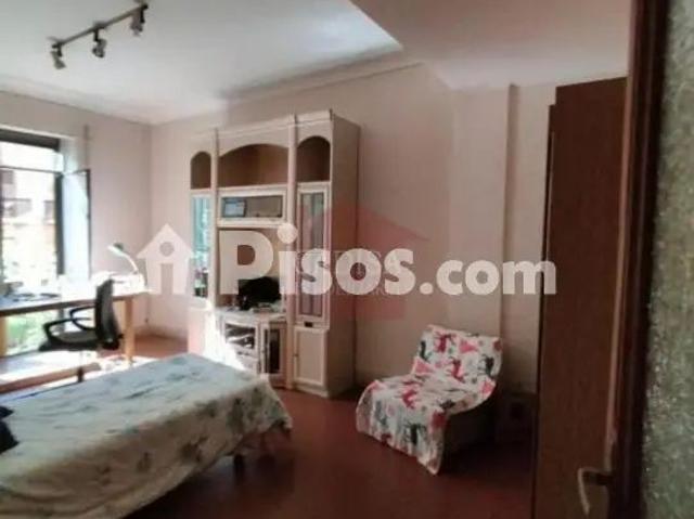 Piso en alquiler en Centro