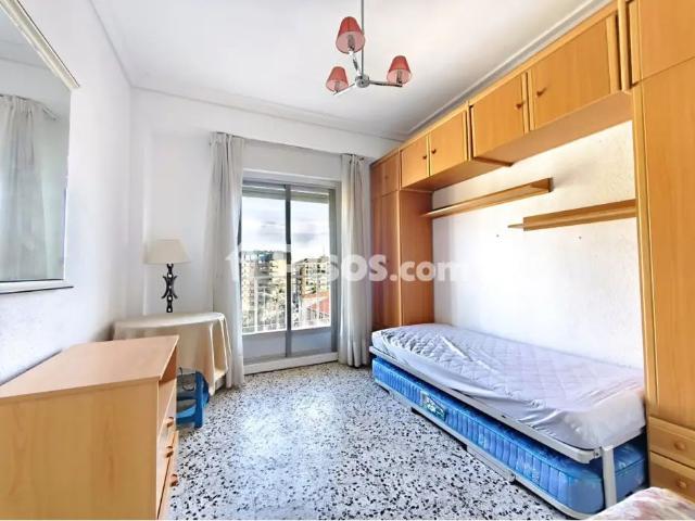 Piso en alquiler en Centro