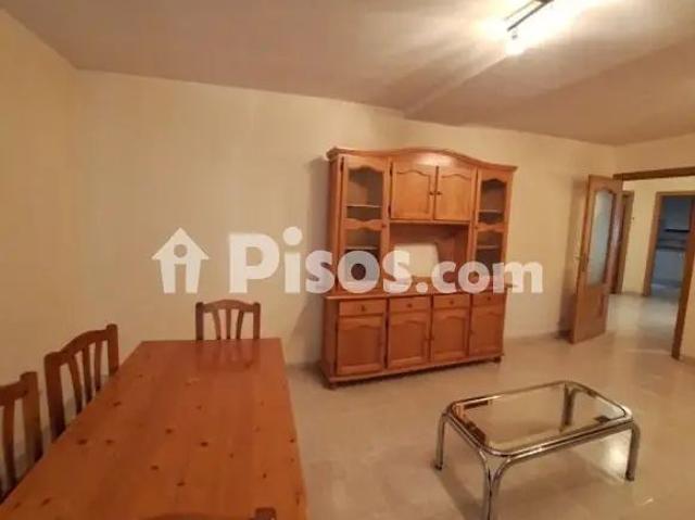 Piso en alquiler en Centro