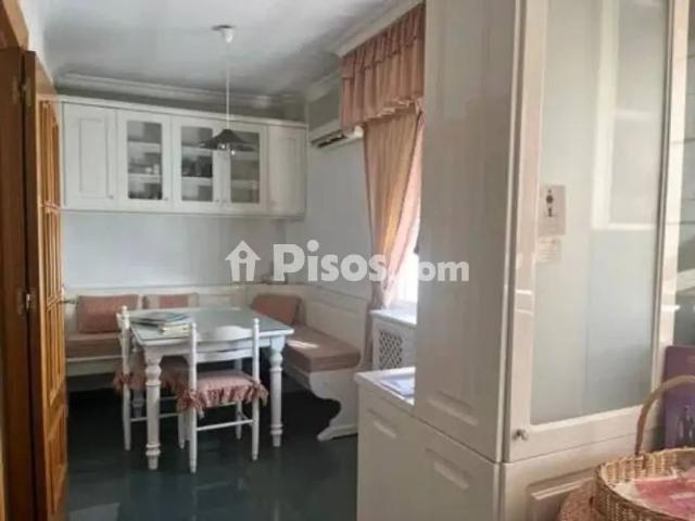Piso en alquiler en Centro