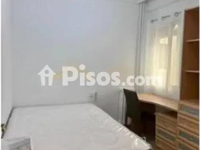 Piso en alquiler en Centro